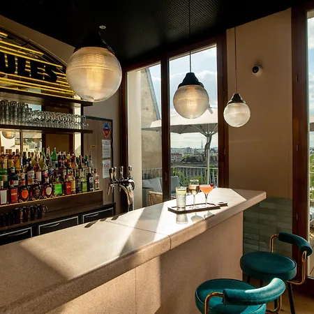 The People - Nation פריז