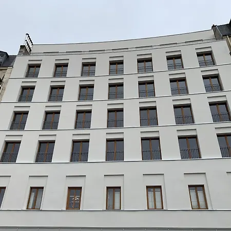 אכסניה The People - Nation *