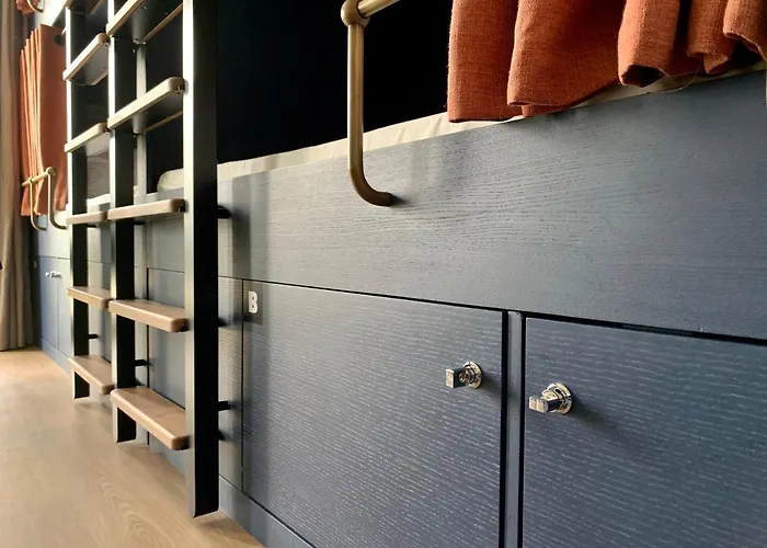 The People - Nation *