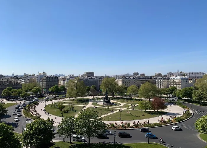 The People - Nation 파리