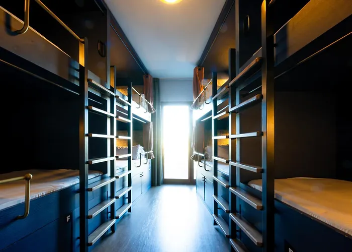 호스텔 The People - Nation