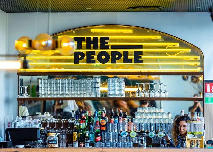אכסניה The People - Nation